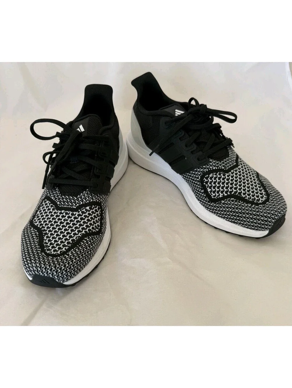 Adidas Ultradream DNA Men's Shoes Size 9.5 Black White JS0313 Running Walking